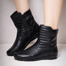 Bota Cano Baixo Preto Mooncity - Bota  