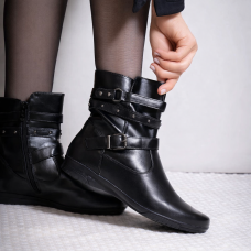 Bota Cano Baixo Preto Mooncity - Bota  